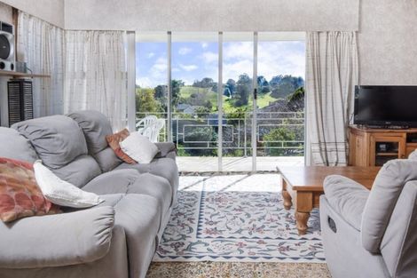 Photo of property in 23 Clovelly Road, Bucklands Beach, Auckland, 2012