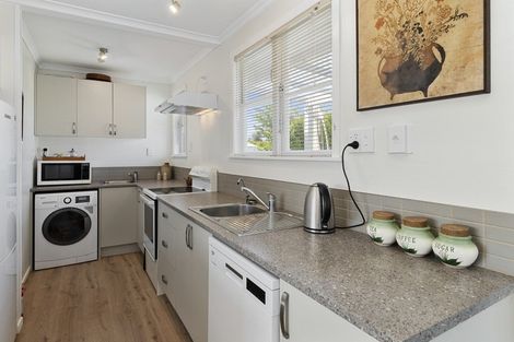 Photo of property in 14 Beatty Street, Levin, 5510