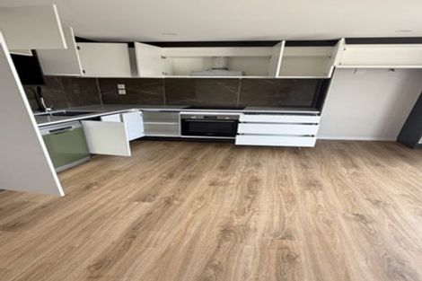 Photo of property in 309 Don Buck Road, Massey, Auckland, 0614