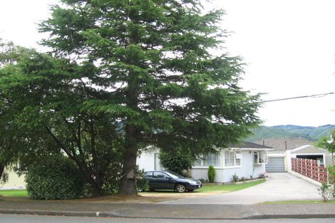 Photo of property in 7 Hillside Drive, Maoribank, Upper Hutt, 5018