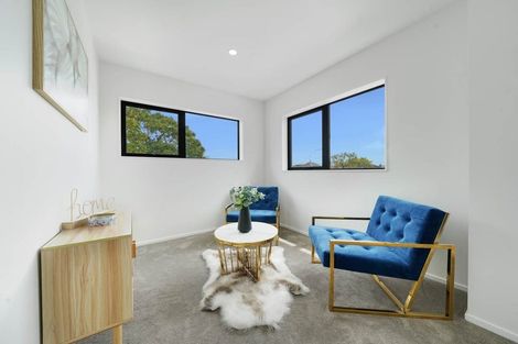 Photo of property in 14b Friesian Drive, Mangere, Auckland, 2022