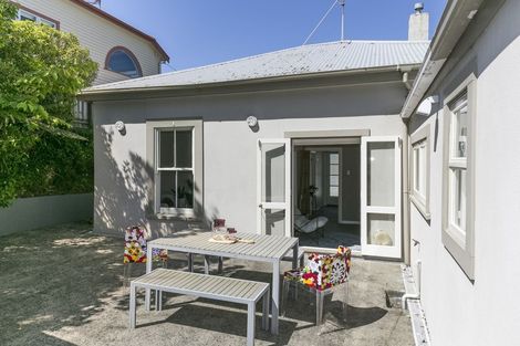 Photo of property in 244 Ohiro Road, Brooklyn, Wellington, 6021