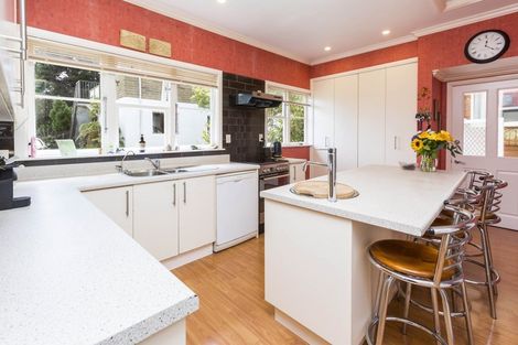 Photo of property in 33 Montgomery Street, Stokes Valley, Lower Hutt, 5019