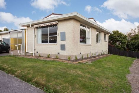 Photo of property in 20 Chipping Lane, Redwood, Christchurch, 8051