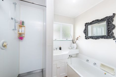 Photo of property in 25 Kopara Grove, Stokes Valley, Lower Hutt, 5019