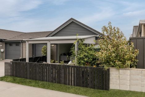 Photo of property in 4 Belt Lane, Papamoa, 3118
