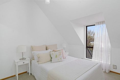 Photo of property in 10 Thurlestone Place, Burnside, Christchurch, 8053