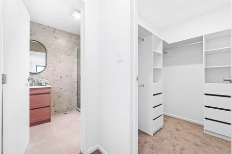 Photo of property in 192 Henwood Road, Westgate, 0814