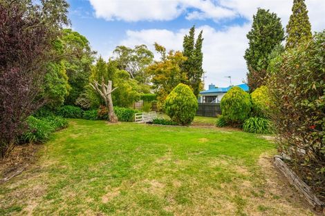 Photo of property in 3 Flower Street, Bulls, 4818