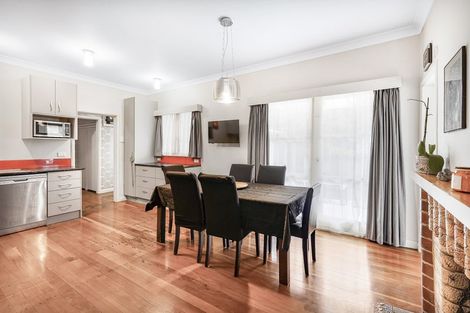 Photo of property in 15 Knighton Road, Hillcrest, Hamilton, 3216