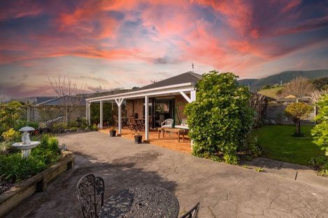 Photo of property in 370 Suffolk Road, Stoke, Nelson, 7011