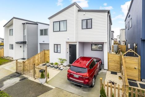 Photo of property in 68 Bellbird Street, Papakura, 2110
