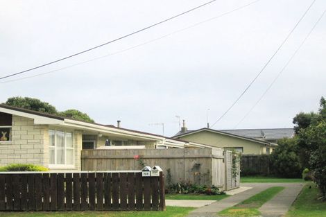 Photo of property in 72a Seaview Road, Paraparaumu Beach, Paraparaumu, 5032