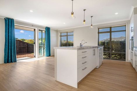 Photo of property in 5 Barbary Close, Wharewaka, Taupo, 3330