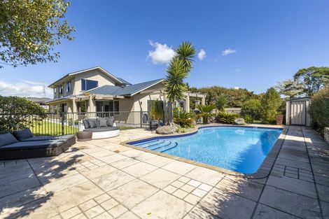 Photo of property in 49 Shelter Grove, Frankleigh Park, New Plymouth, 4310