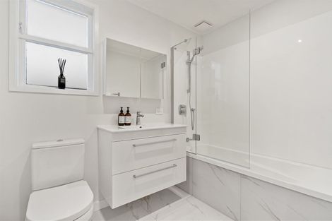 Photo of property in 10 Parkinson Avenue, Wesley, Auckland, 1041