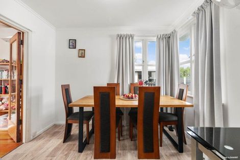 Photo of property in 32 Ingram Street, Papakura, 2110