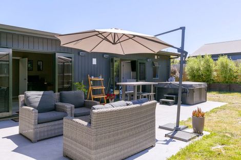 Photo of property in 208 Acacia Bay Road, Nukuhau, Taupo, 3330