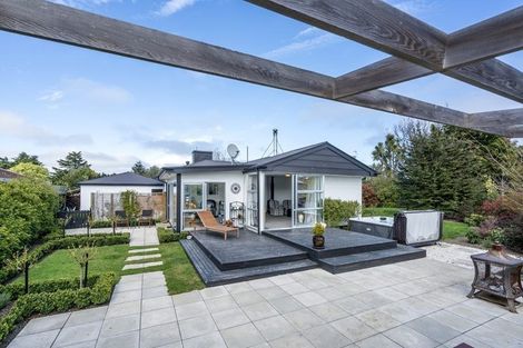 Photo of property in 22 Torlesse Crescent, Darfield, 7510