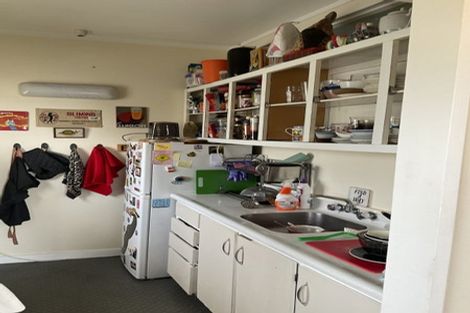 Photo of property in Hobson Court Flats, 69/70 Hobson Street, Thorndon, Wellington, 6011