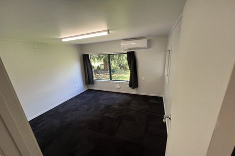 Photo of property in 13 Taupaki Road, Taupaki, Henderson, 0782