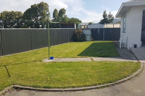 Photo of property in 19 Timaru Road, Waimate, 7924
