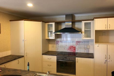 Photo of property in 134 Gracechurch Drive, Flat Bush, Auckland, 2016