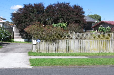 Photo of property in 36 Edgewater Drive, Pakuranga, Auckland, 2010