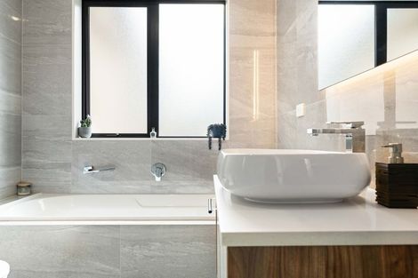 Photo of property in 26 Bathurst Crescent, Pokeno, 2402