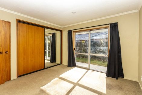 Photo of property in 1/80 Middlepark Road, Sockburn, Christchurch, 8042