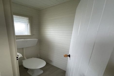 Photo of property in 352 Blenheim Road, Upper Riccarton, Christchurch, 8041