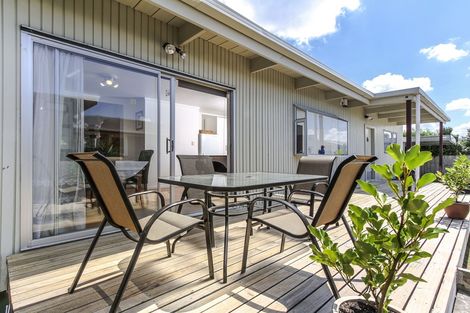 Photo of property in 83a Harrington Road, Henderson, Auckland, 0610