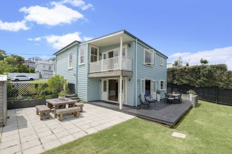 Photo of property in 72 Palmerston Road, Birkenhead, Auckland, 0626