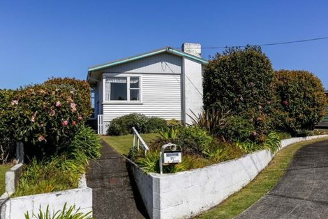 Photo of property in 11 Lydford Place, Spotswood, New Plymouth, 4310