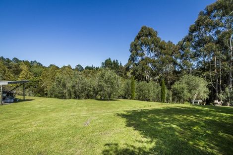 Photo of property in 102 Wright Road, Dairy Flat, 0794