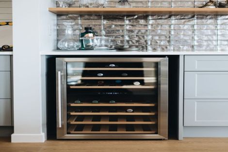 Photo of property in 14 Rotorua Grove, Aotea, Porirua, 5024