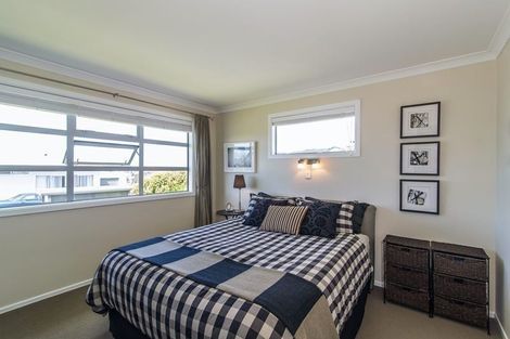 Photo of property in 1 Lomita Road, Johnsonville, Wellington, 6037