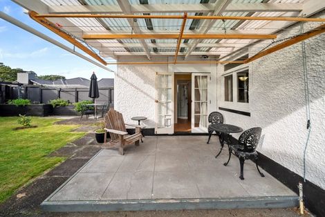 Photo of property in 173 Carrington Street, Lower Vogeltown, New Plymouth, 4310