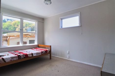 Photo of property in 49 Riverpark Crescent, Henderson, Auckland, 0610
