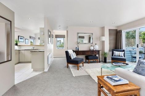 Photo of property in 1/143 Cockayne Road, Khandallah, Wellington, 6035