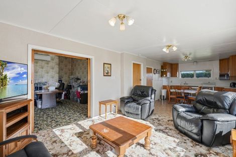 Photo of property in 49 Roslyn Road, Roslyn Bush, Invercargill, 9876