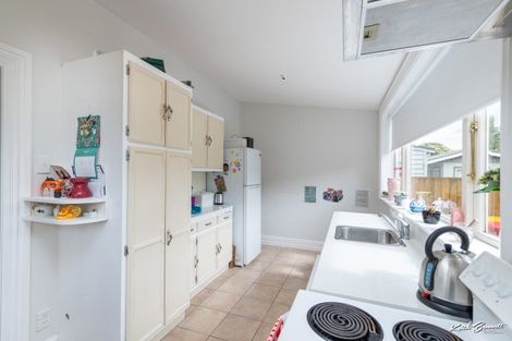 Photo of property in 59 York Street, Moera, Lower Hutt, 5010