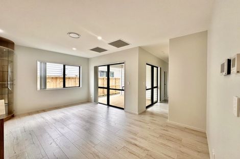 Photo of property in 60 Castlebane Drive, Flat Bush, Auckland, 2019