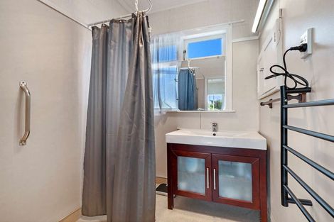 Photo of property in 25 Quinn Road, Levin, 5510