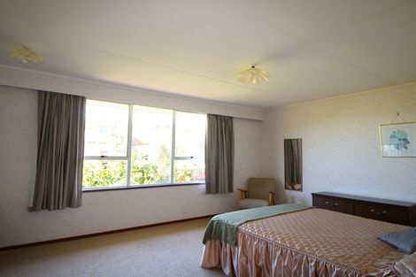 Photo of property in 18 Kingslea Street, Holmes Hill, Oamaru, 9401