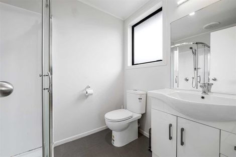 Photo of property in 11 Sunnyside Crescent, Papatoetoe, Auckland, 2025