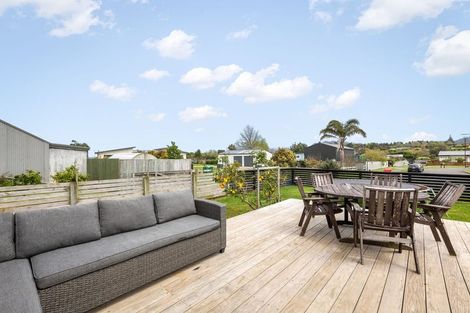 Photo of property in 30 Sandleigh Drive, Athenree, Katikati, 3177