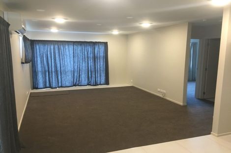 Photo of property in 70 County Road, Torbay, Auckland, 0630