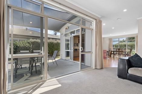 Photo of property in 10 Marick Place, Papamoa Beach, Papamoa, 3118