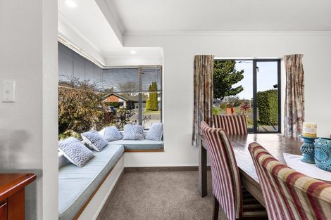 Photo of property in 1 Hyatt Grove, Greenmeadows, Napier, 4112